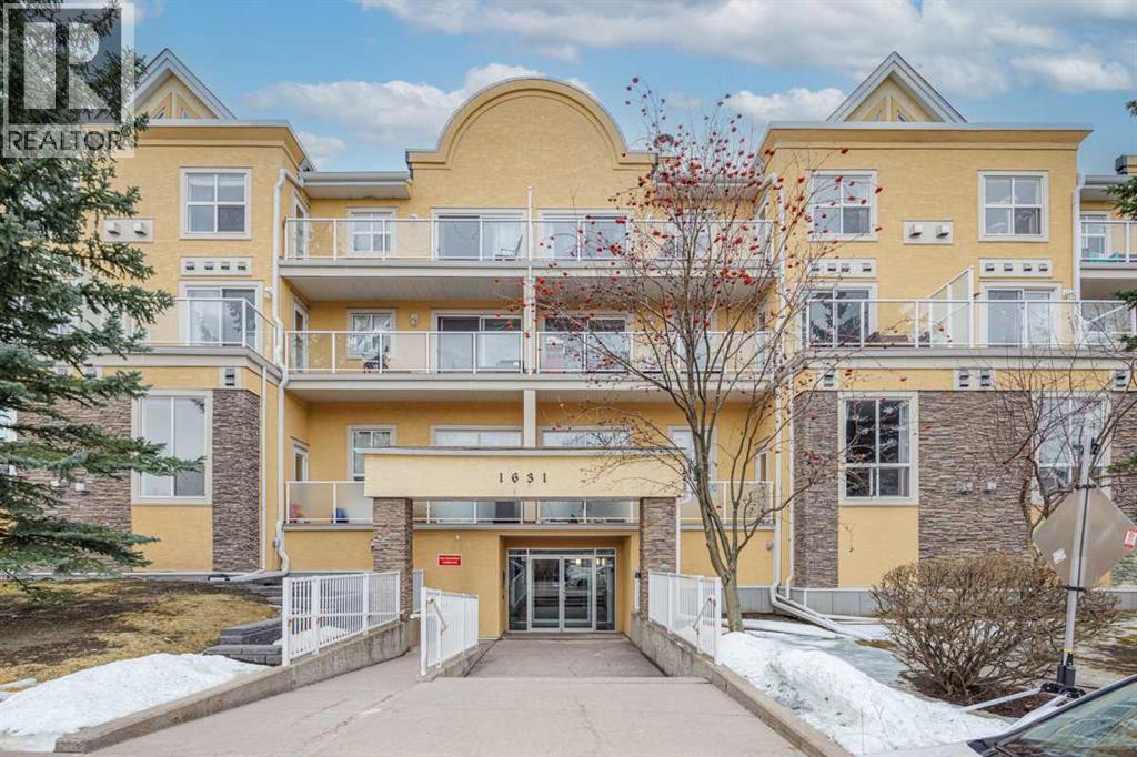 MLS® listing #30104914 for sale located at 213, 1631 28 Avenue SW