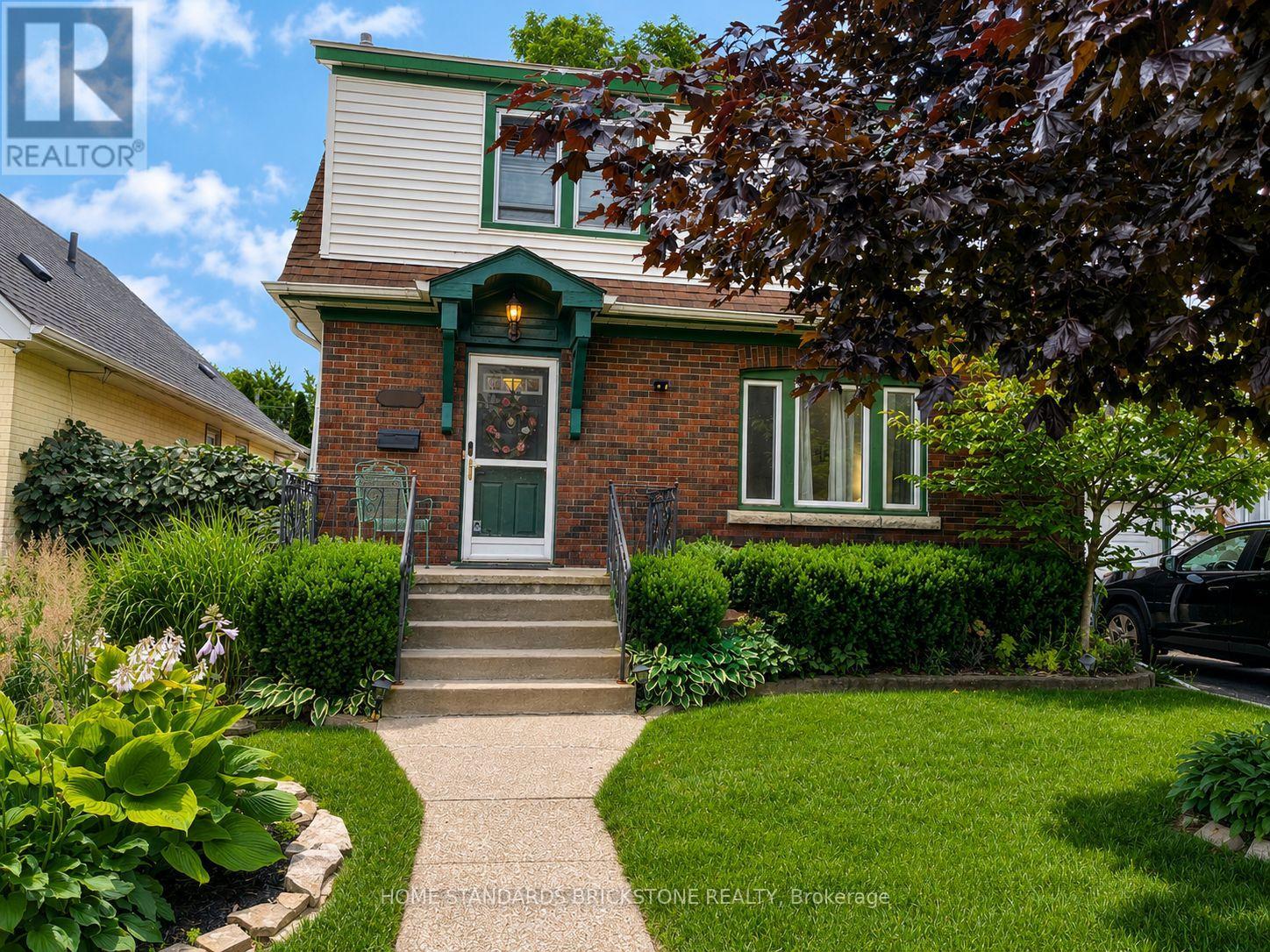 MLS® listing #30104999 for sale located at 5400 CEDAR STREET