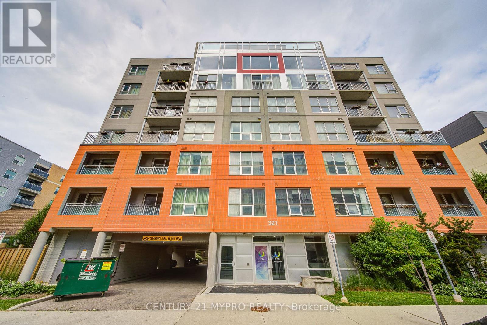 MLS® listing #30105106 for sale located at 710 - 321 SPRUCE STREET
