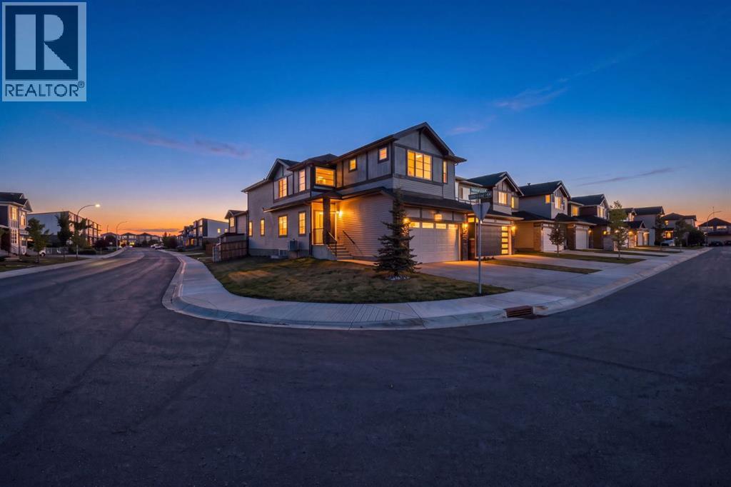MLS® listing #30105448 for sale located at 11 Savanna Villas NE