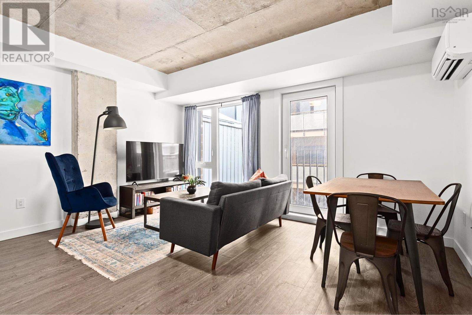 MLS® listing #30106713 for sale located at 208 5684 West Street