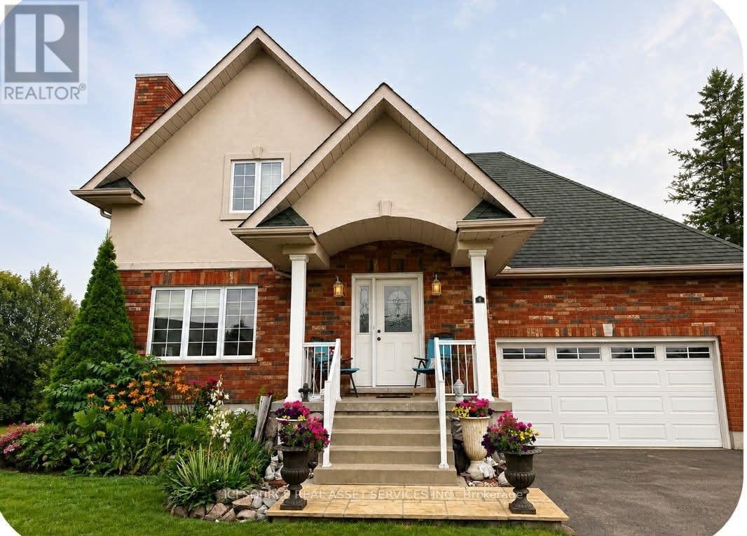 MLS® listing #30106864 for sale located at 6 EDGEWATER DRIVE