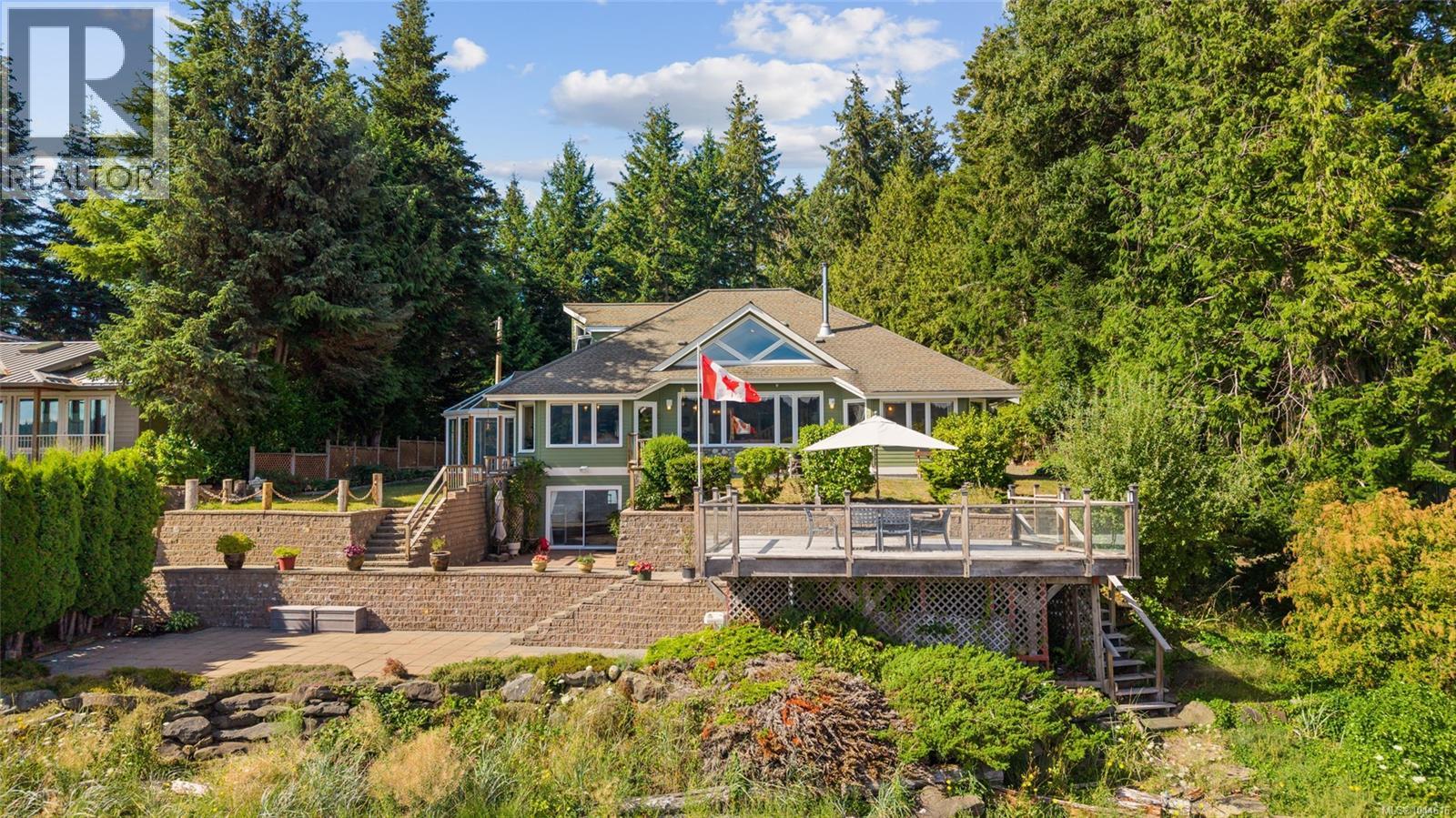 MLS® listing #30106877 for sale located at 7602 Ships Point Rd
