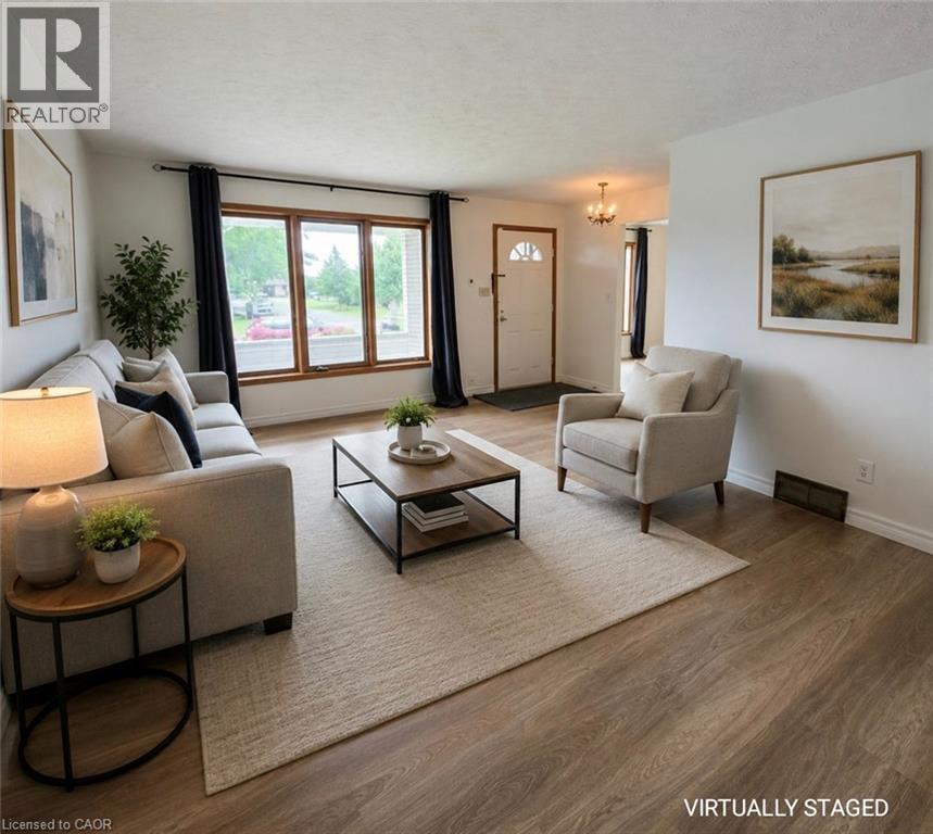 MLS® listing #30106929 for sale located at 25 HIGHFIELD Avenue Unit# Upper Level