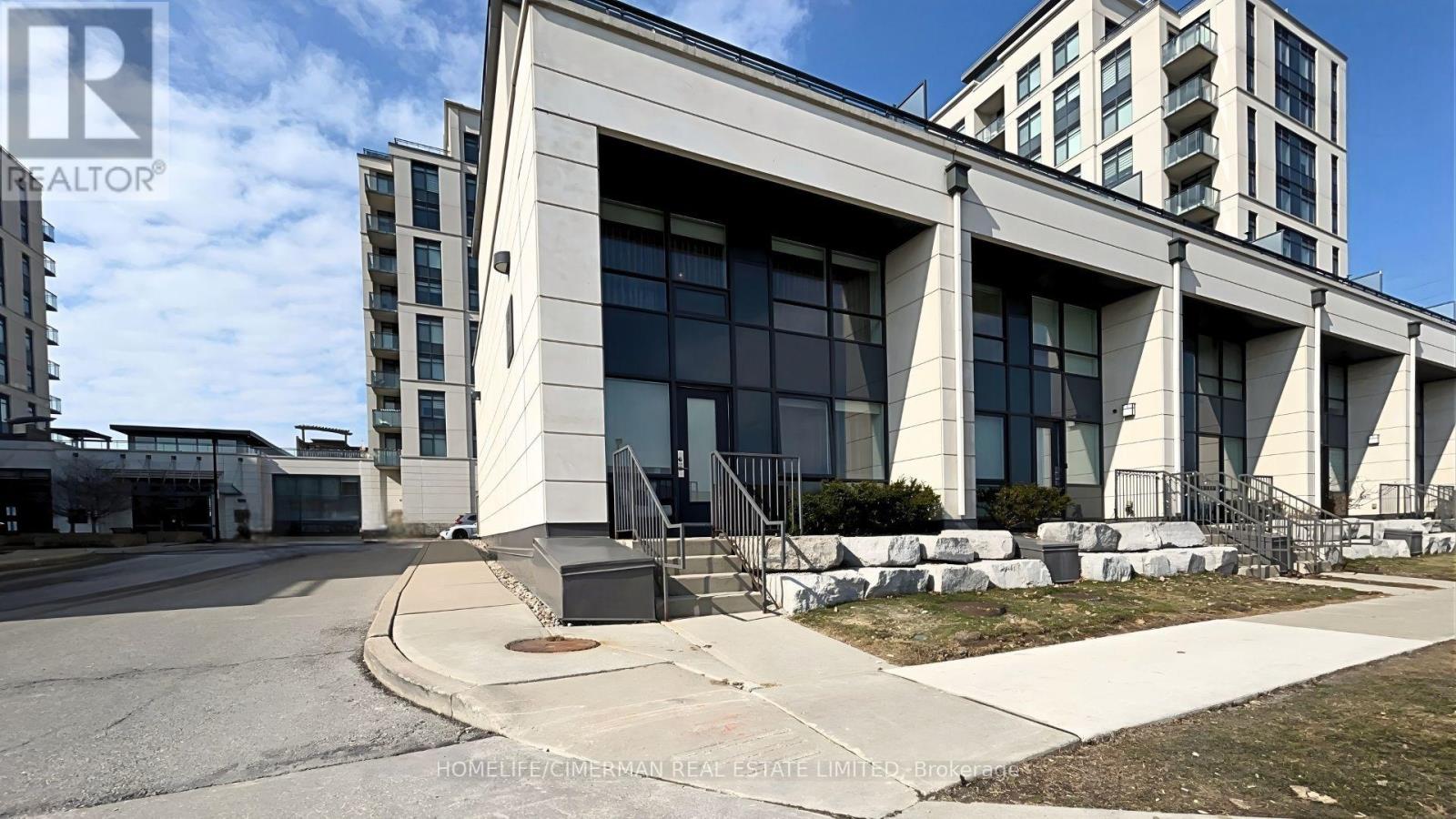 MLS® listing #30107021 for sale located at 118 - 12 WOODSTREAM BOULEVARD