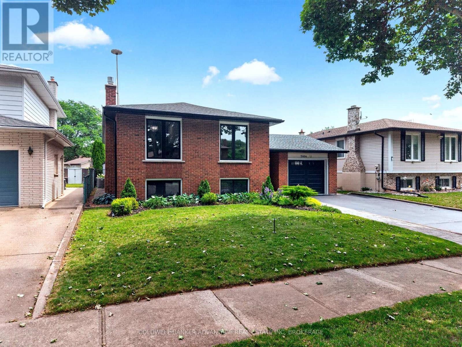 MLS® listing #30107289 for sale located at 5004 PETTIT AVENUE