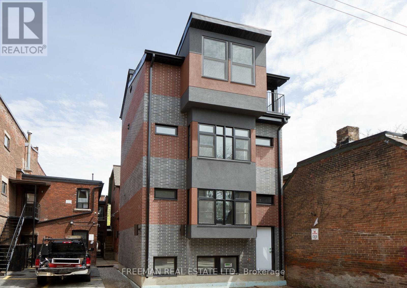 MLS® listing #30111033 for sale located at 1 MAX HARTSTONE LANE
