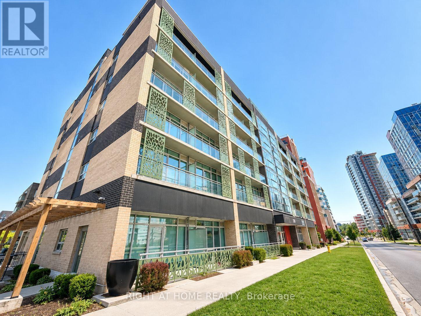 MLS® listing #30112336 for sale located at 713 - 250 ALBERT STREET
