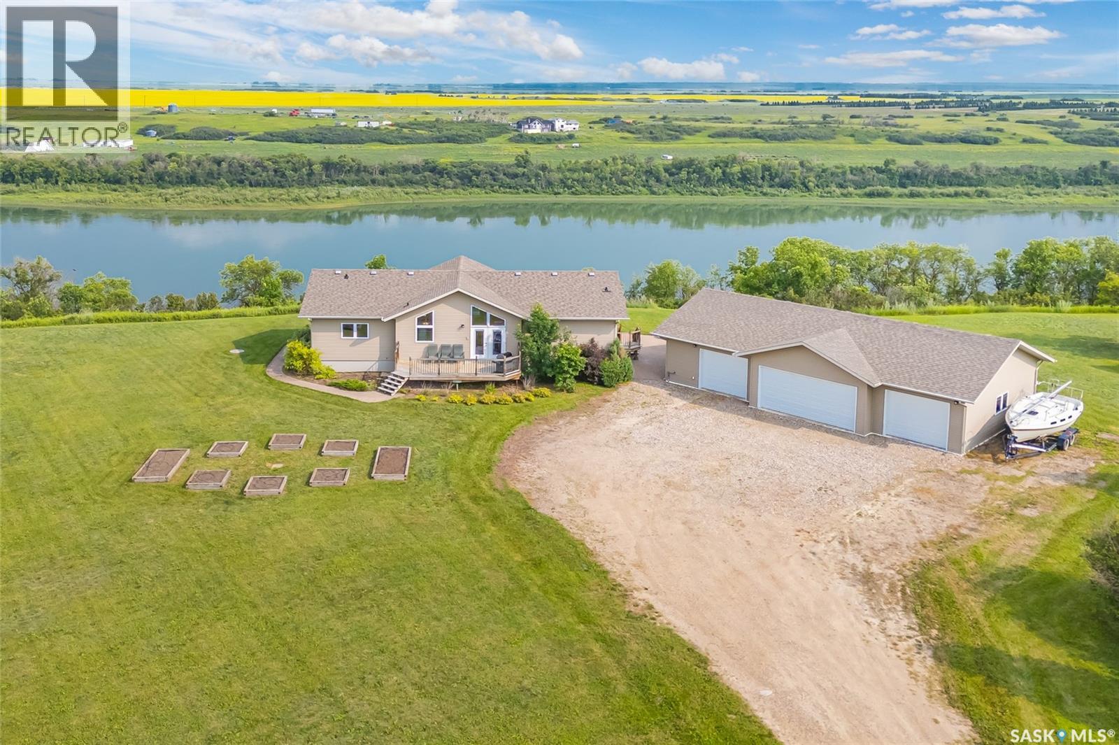 MLS® listing #30112346 for sale located at Roberts Riverfront Acreage