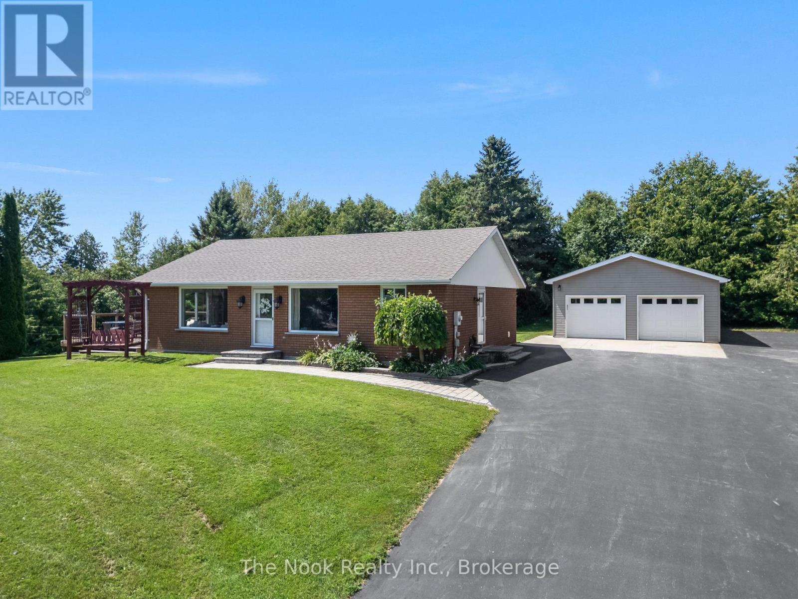 MLS® listing #30114999 for sale located at 8106 COUNTY 10 ROAD