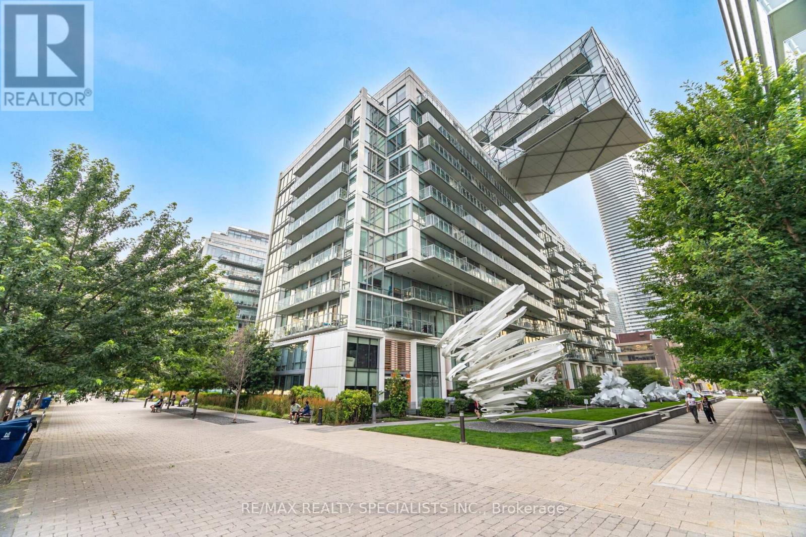 MLS® listing #30115031 for sale located at 1118 - 29 QUEENS QUAY E
