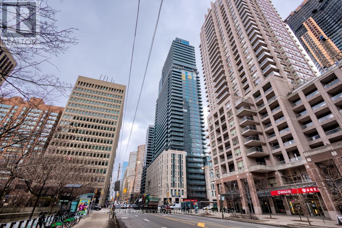 MLS® listing #30115168 for sale located at 2711 - 955 BAY STREET