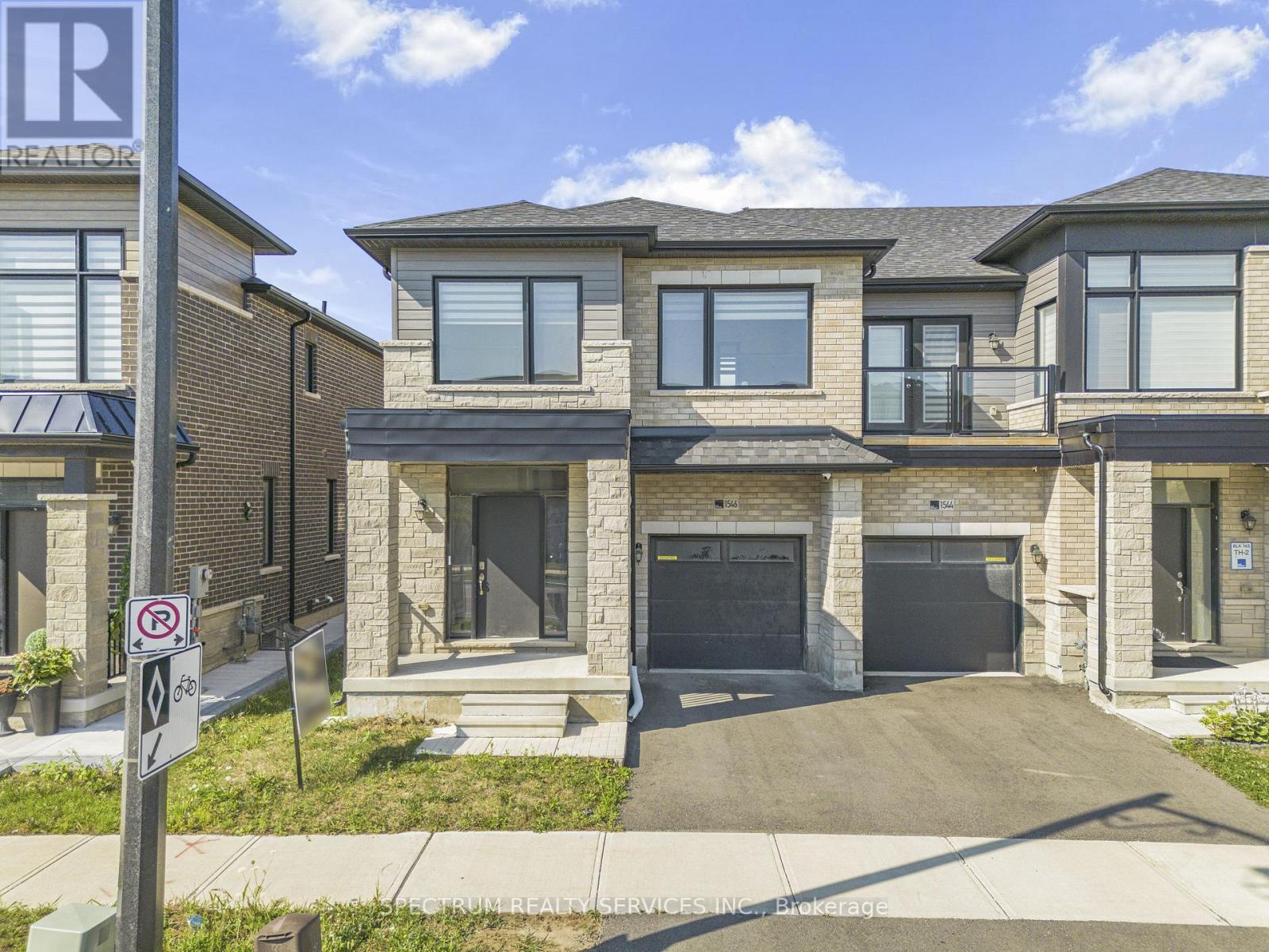MLS® listing #30115550 for sale located at 1546 ROSE WAY