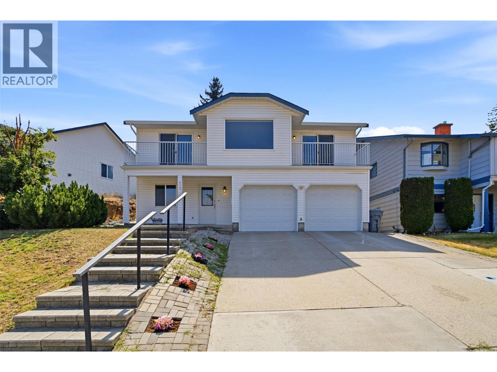 MLS® listing #30116144 for sale located at 913 GREYSTONE Crescent