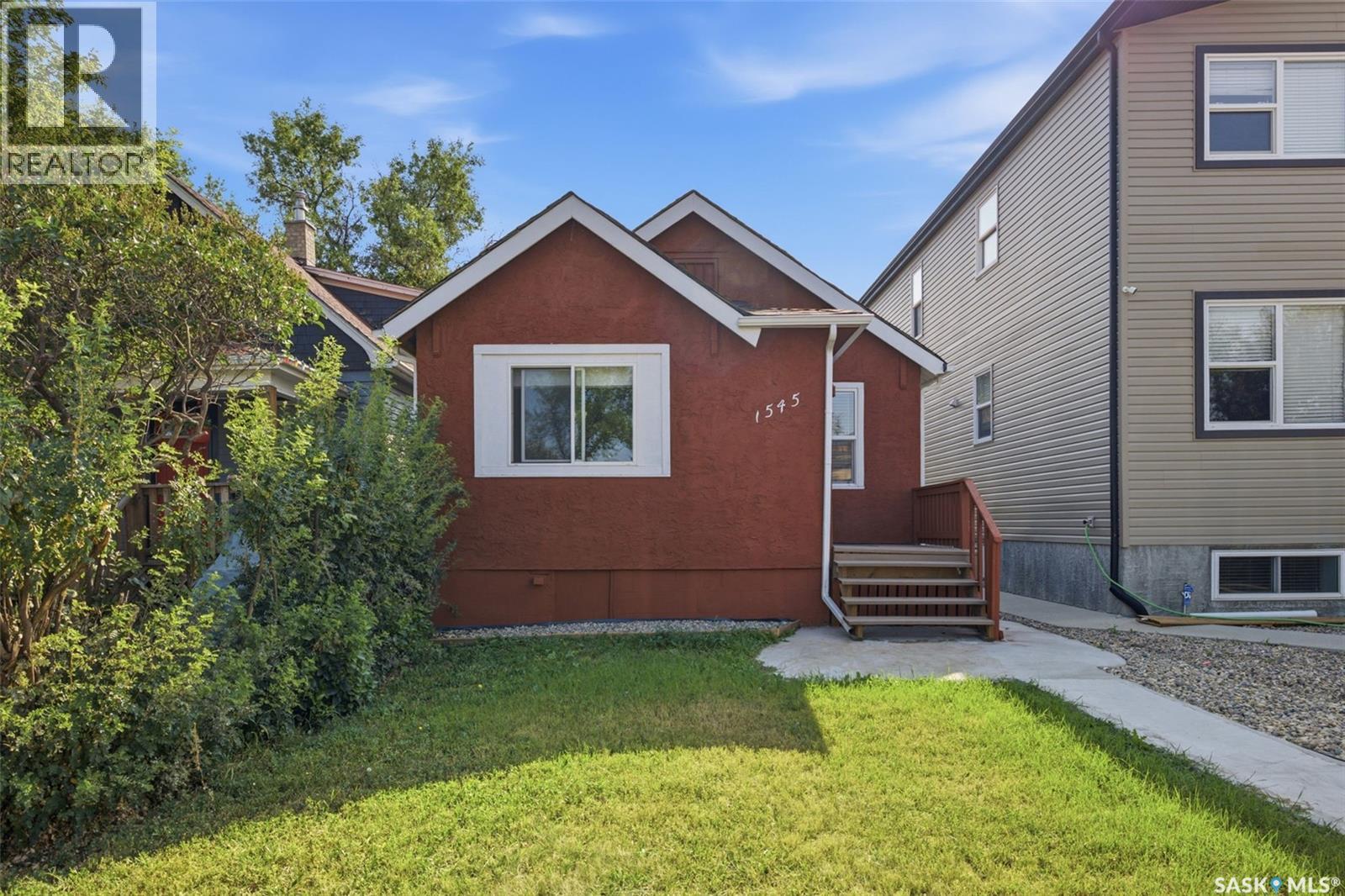 MLS® listing #30116157 for sale located at 1545 Princess STREET