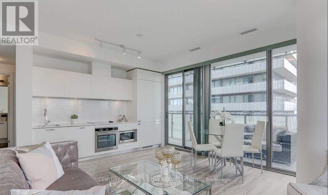 MLS® listing #30116452 for sale located at 4009 - 50 CHARLES STREET E