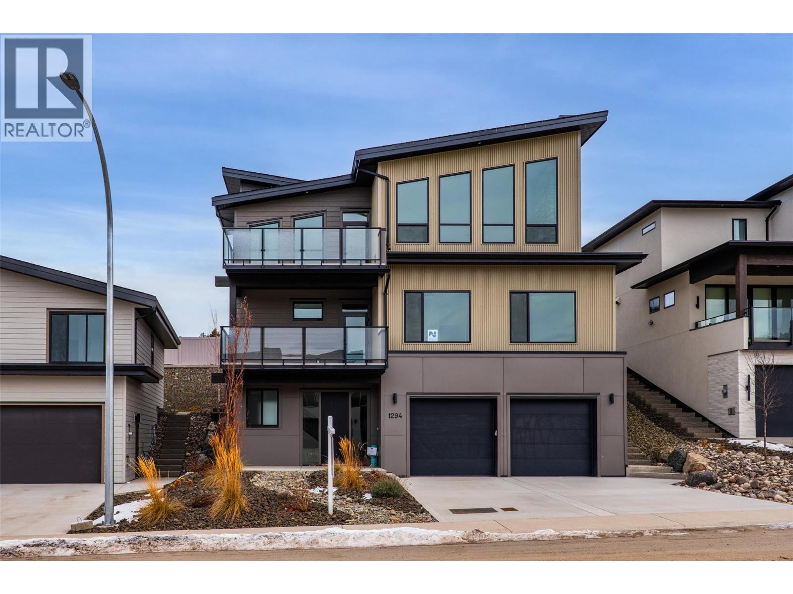 MLS® listing #30119706 for sale located at 1294 BRECHIN Place