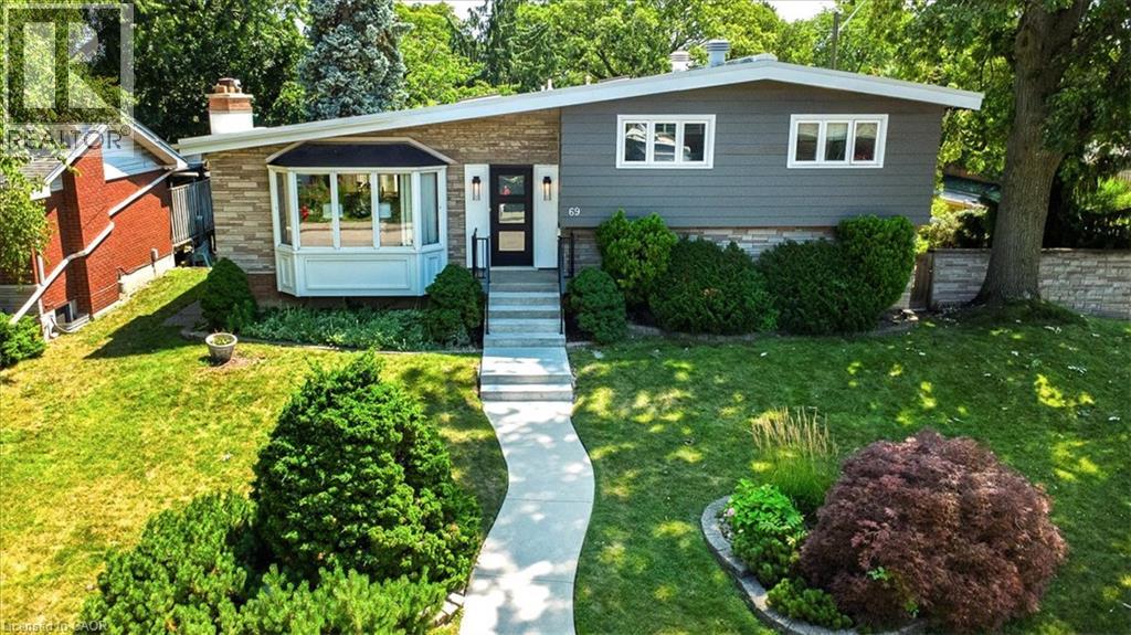 MLS® listing #30120422 for sale located at 69 PLEASANT Avenue