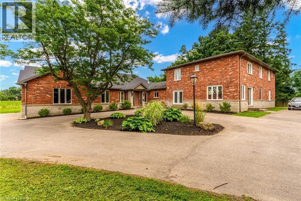 MLS® listing #30120714 for sale located at 931 SOUTHCOTE Road
