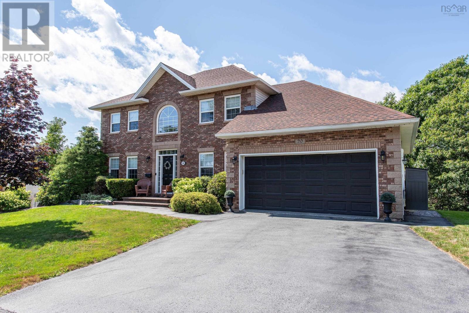MLS® listing #30120740 for sale located at 20 Quinn Court