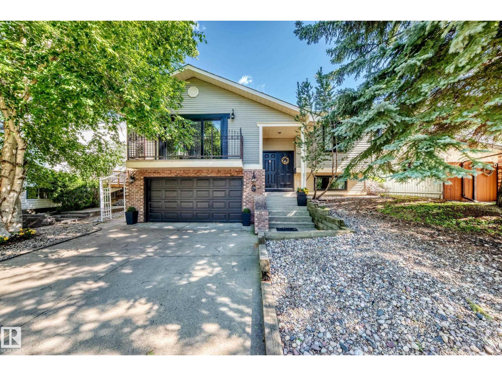 MLS® listing #30121021 for sale located at 29 WINDERMERE CR