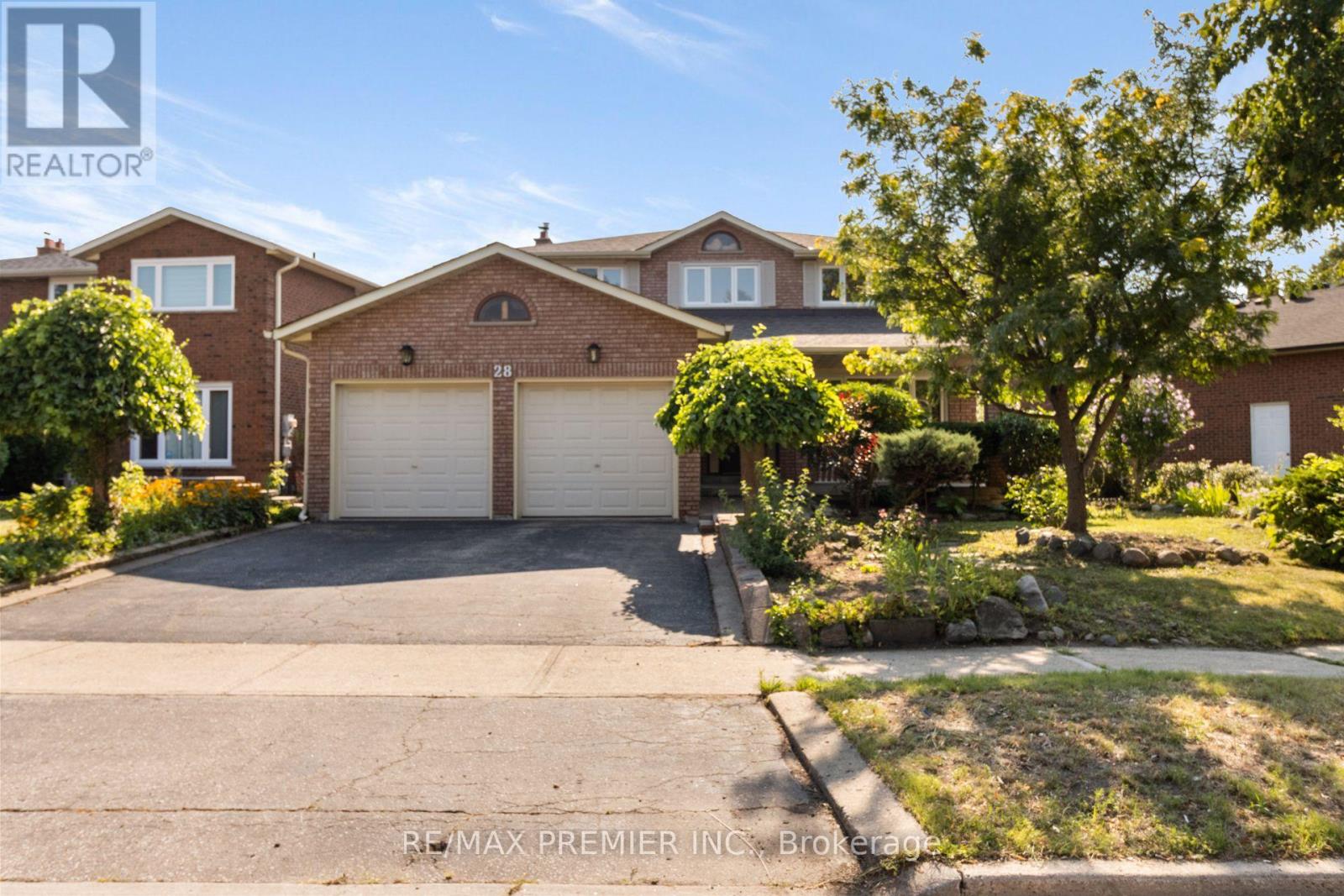 MLS® listing #30121026 for sale located at 28 MAREVAN PLACE