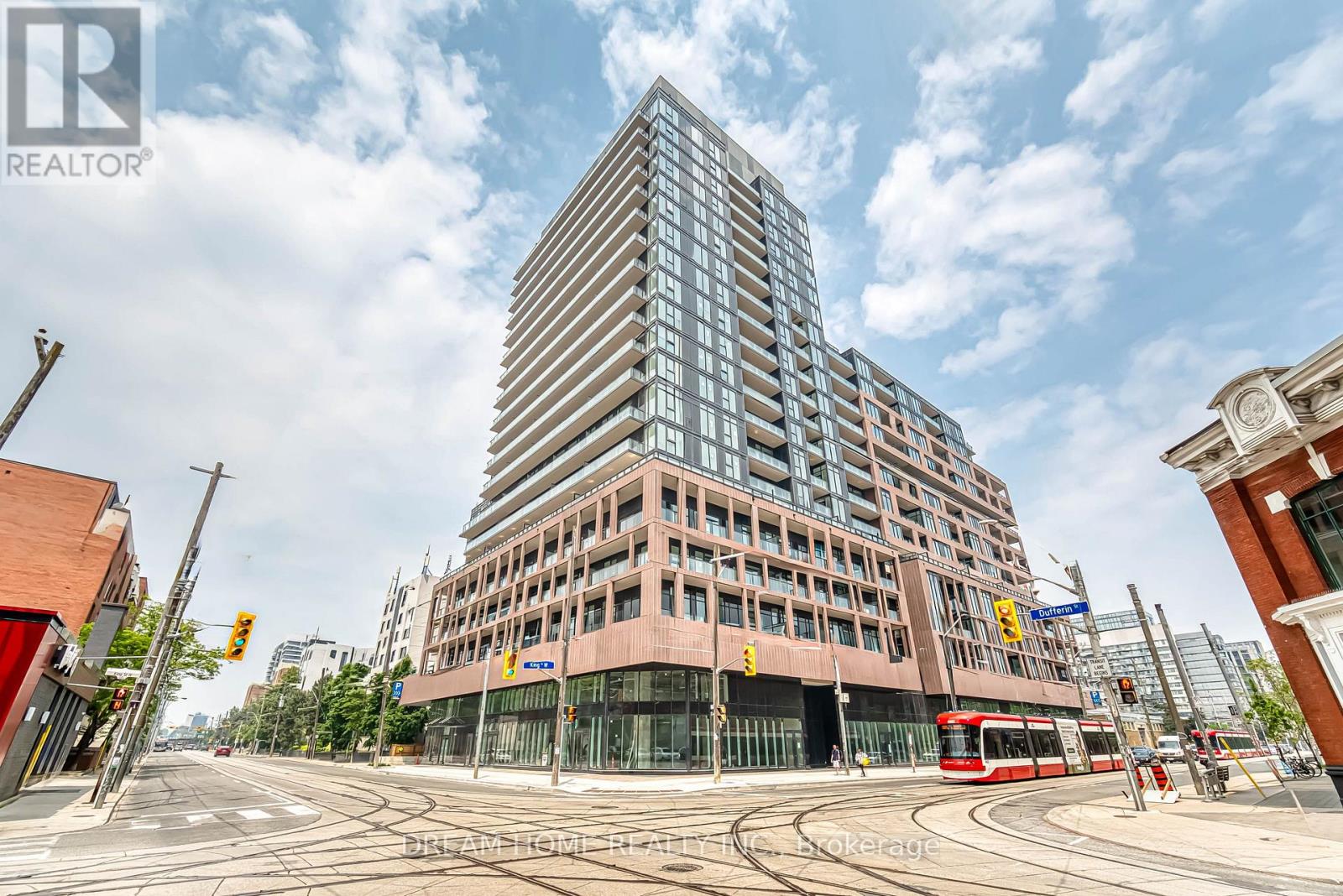 MLS® listing #30121343 for sale located at 705 - 285 DUFFERIN STREET