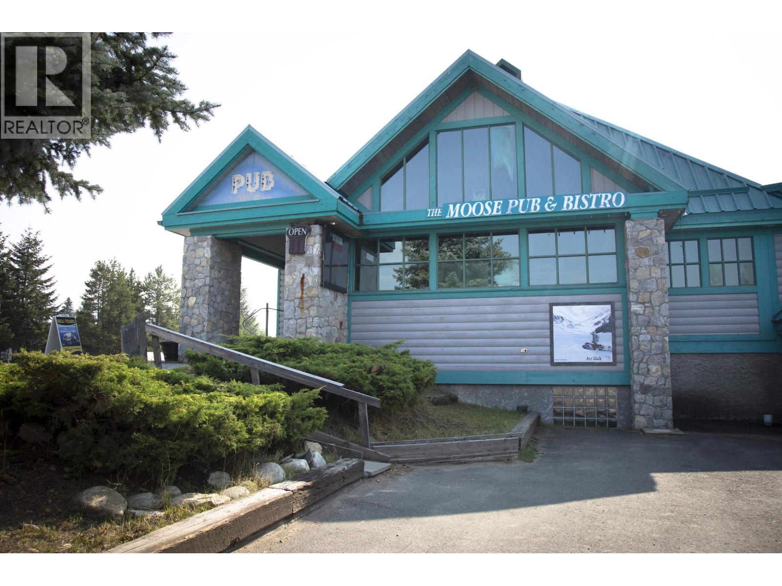 MLS® listing #30124495 for sale located at 1485 5TH AVENUE