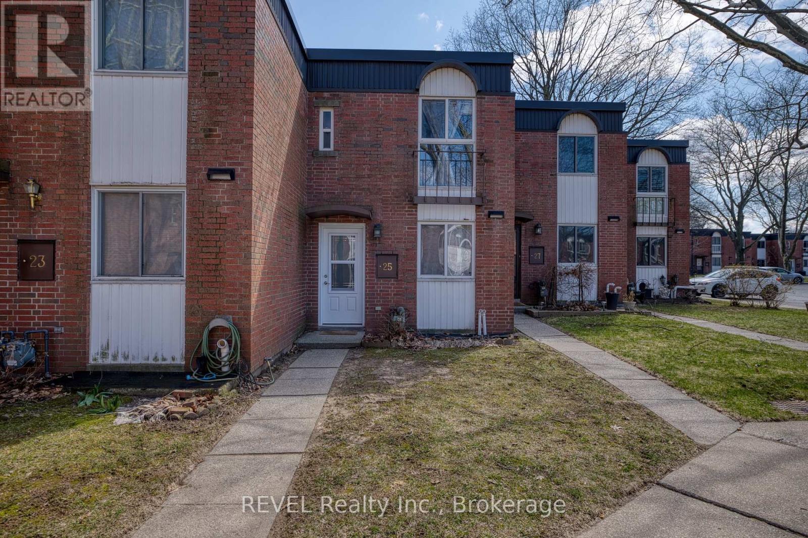 MLS® listing #30125195 for sale located at 25 - 6476 HUGGINS STREET