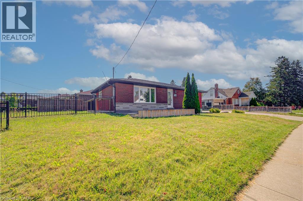 MLS® listing #30125247 for sale located at 161 KIPLING Avenue