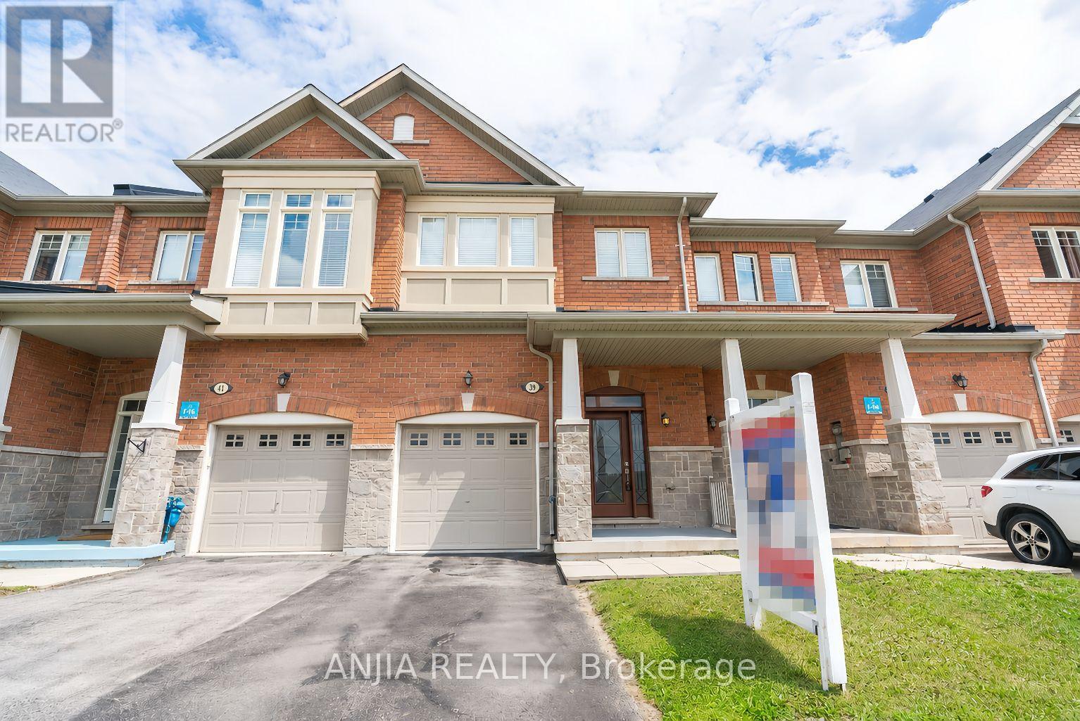 MLS® listing #30126302 for sale located at 39 PERCY REESOR STREET