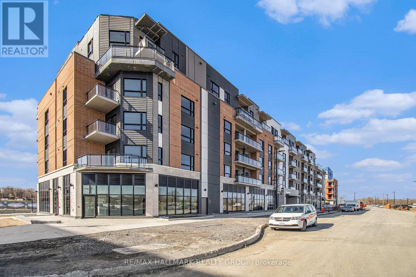 MLS® listing #30126330 for sale located at 311 - 1350 HEMLOCK ROAD