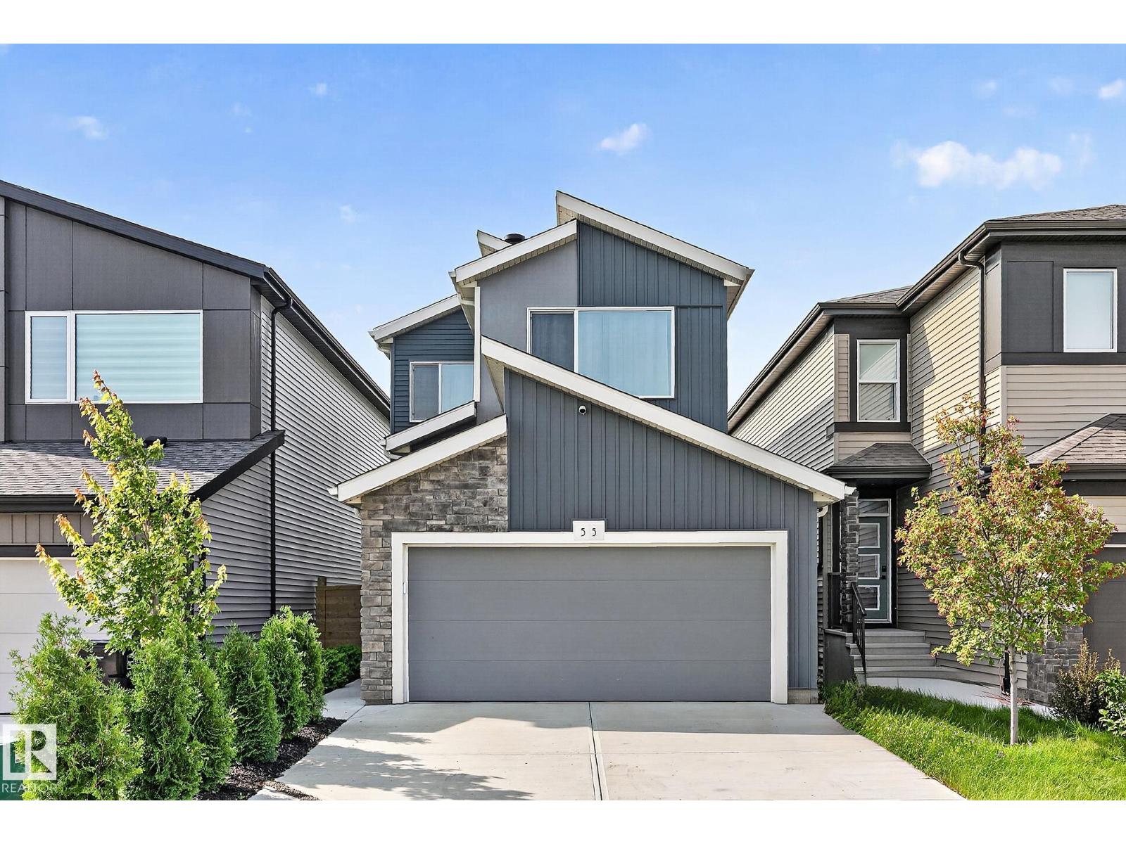 MLS® listing #30126421 for sale located at 55 ELSINORE PL NW