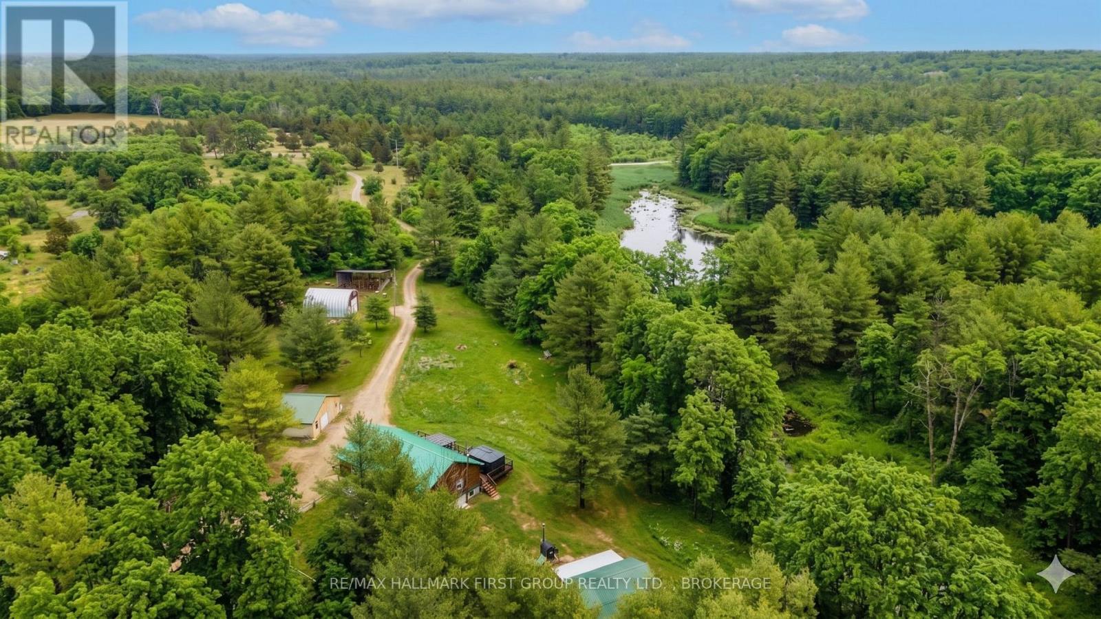 MLS® listing #30128419 for sale located at 2723 DESERT LAKE ROAD