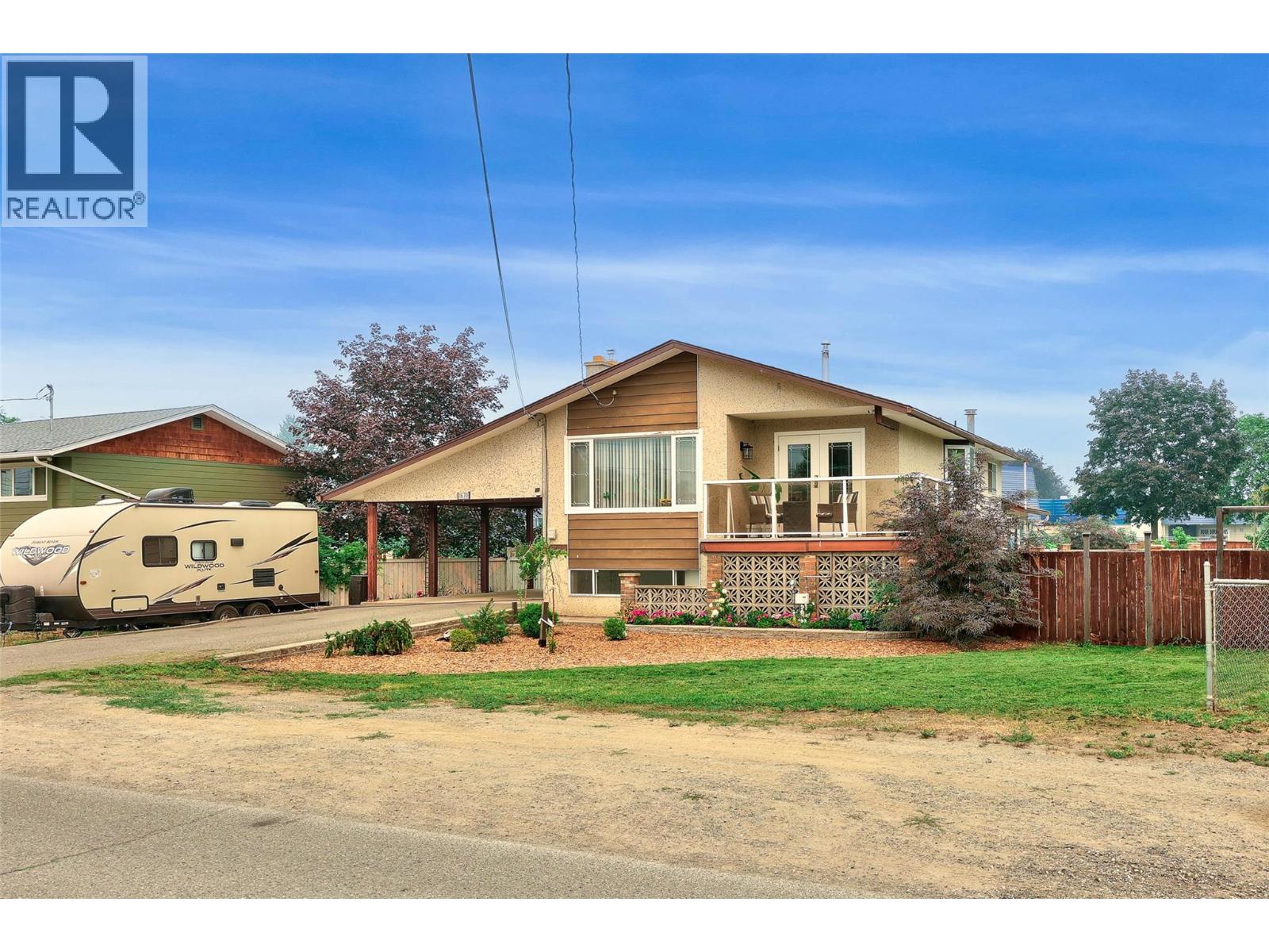 MLS® listing #30129868 for sale located at 1670 Happyvale Avenue