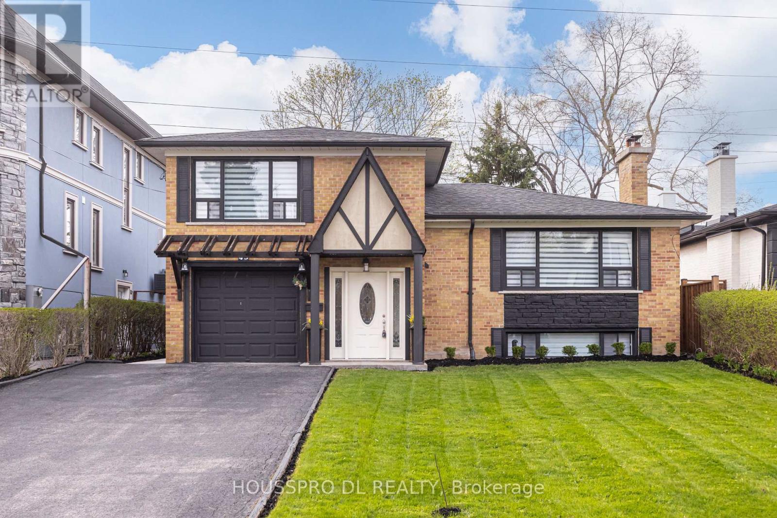 MLS® listing #30131806 for sale located at 49 BOWERBANK DRIVE