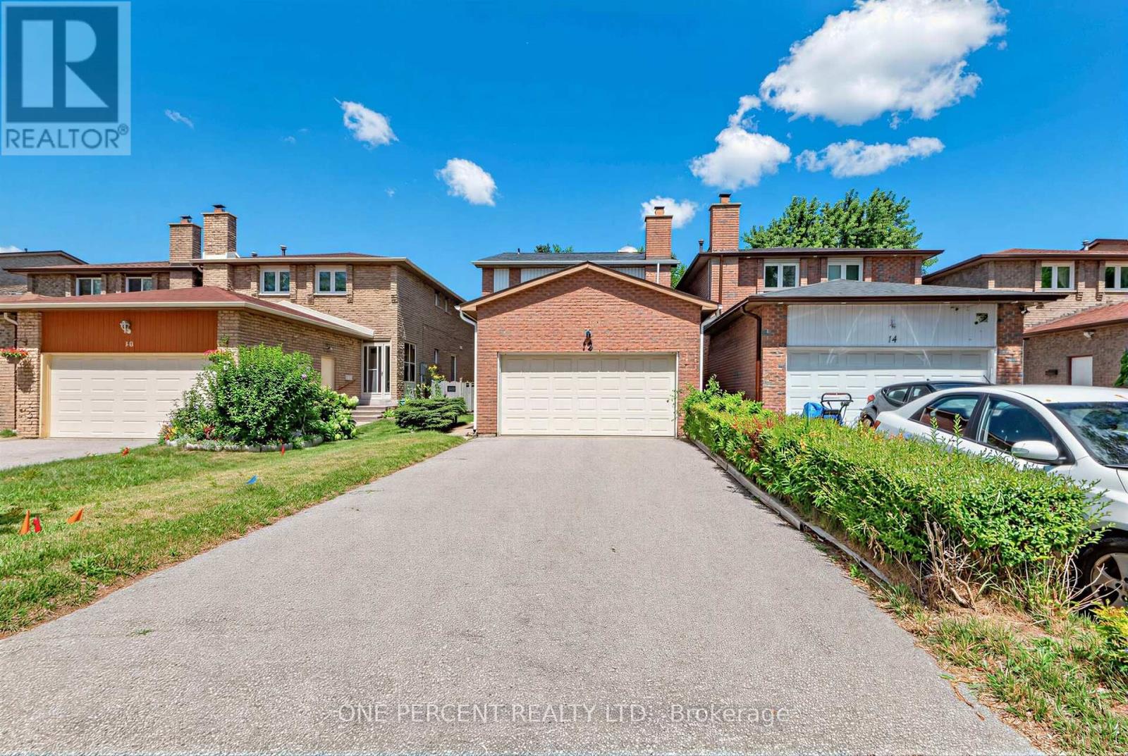 MLS® listing #30131850 for sale located at 12 APPLEBY CRESCENT