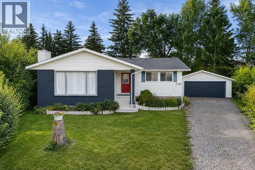 MLS® listing #30131867 for sale located at 5728 51 Avenue