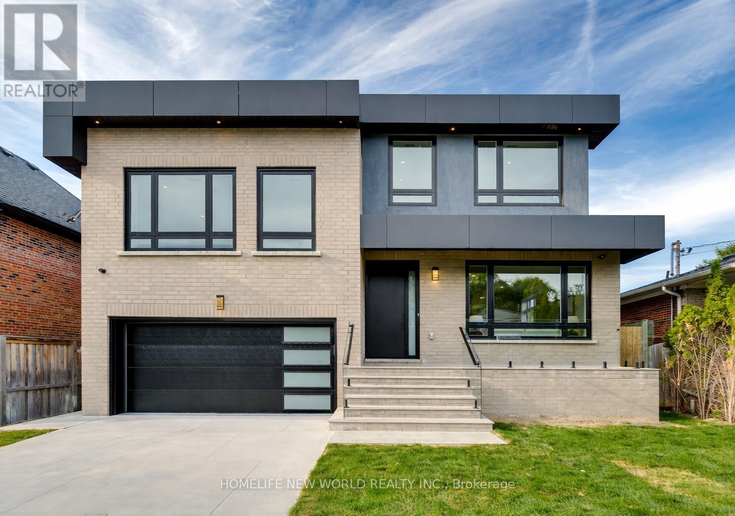 MLS® listing #30131891 for sale located at 150 VIEWMOUNT AVENUE