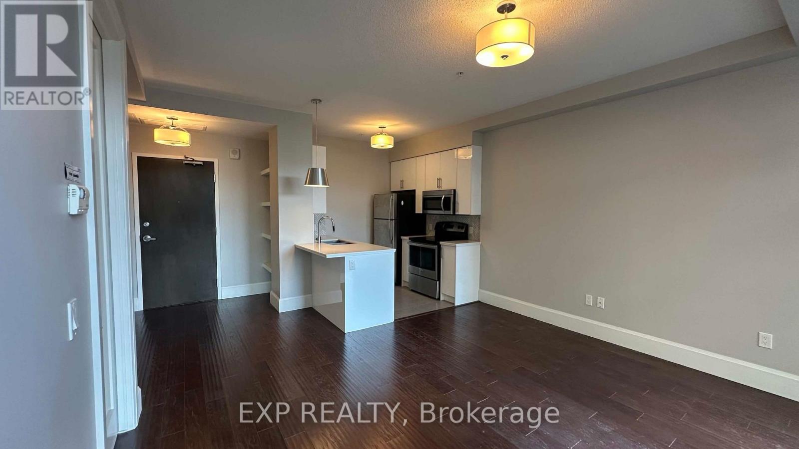 MLS® listing #30131917 for sale located at 512 - 112 KING STREET E