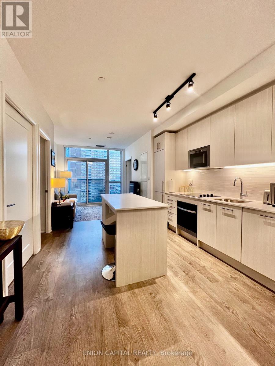 MLS® listing #30132023 for sale located at 1111 - 286 MAIN STREET
