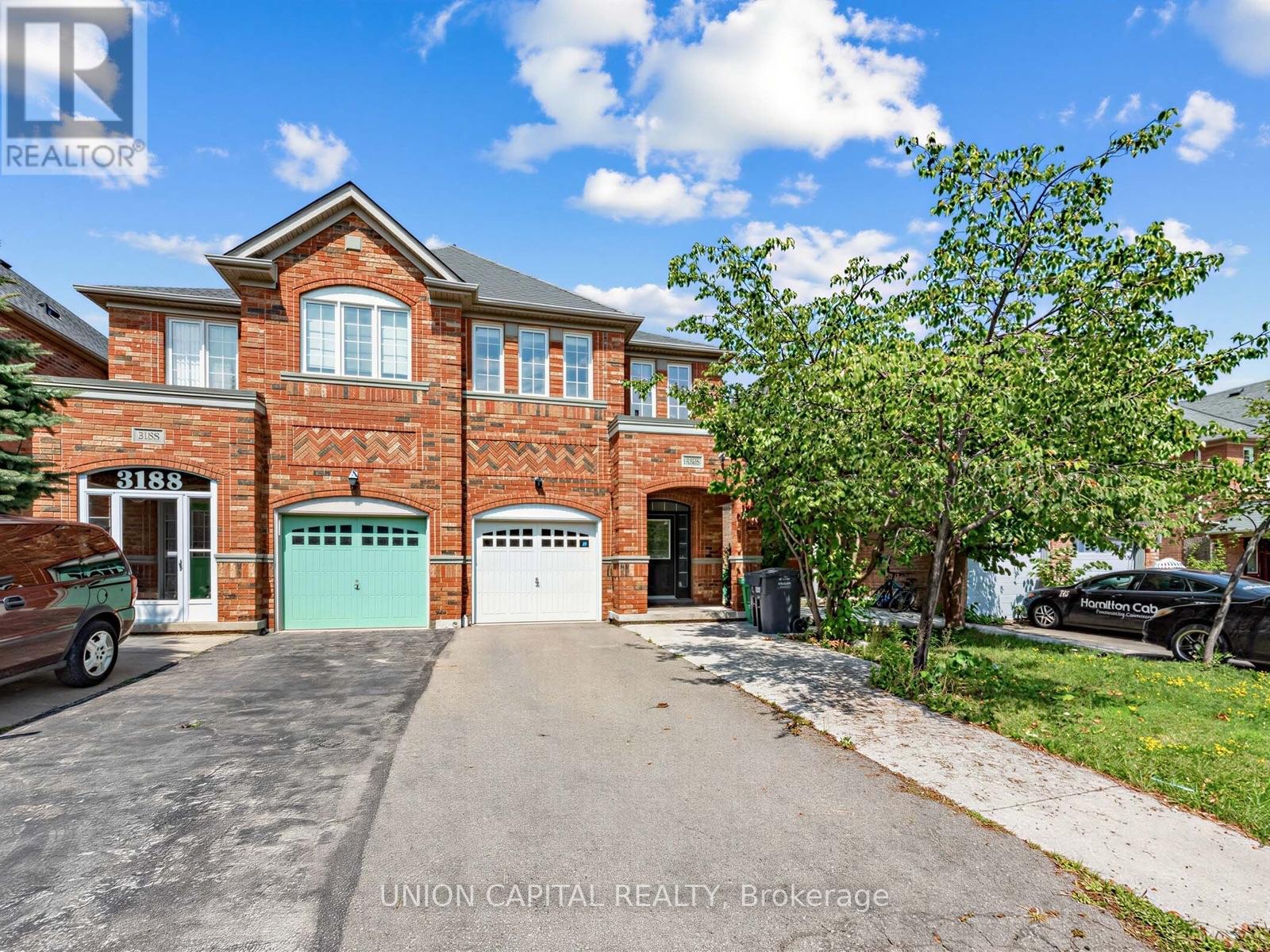 MLS® listing #30132035 for sale located at 3186 CABANO CRESCENT