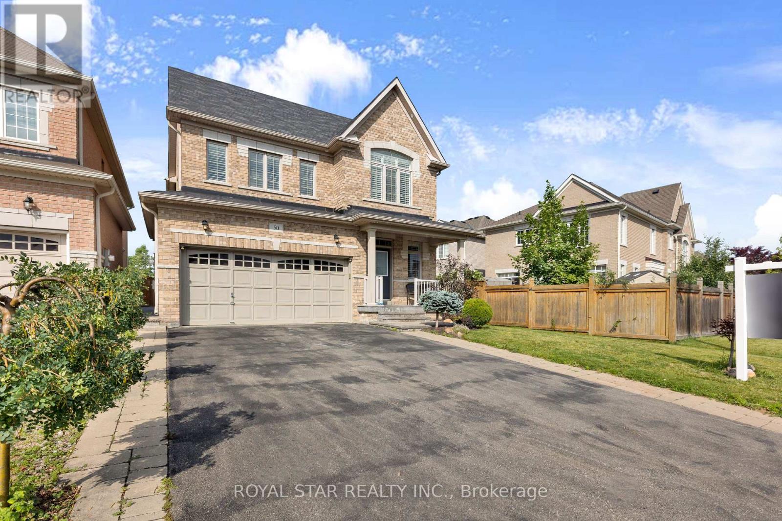 MLS® listing #30132067 for sale located at 50 BROOKWATER CRESCENT