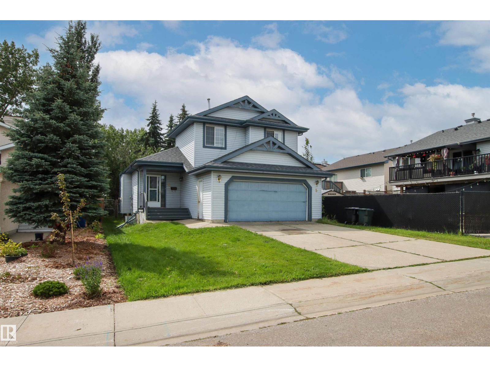 MLS® listing #30132120 for sale located at 5 LINDSAY AV