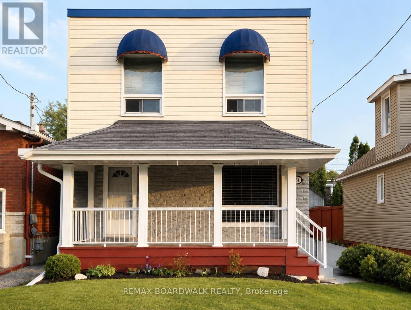 MLS® listing #30133449 for sale located at 1 - 332 SHAKESPEARE STREET