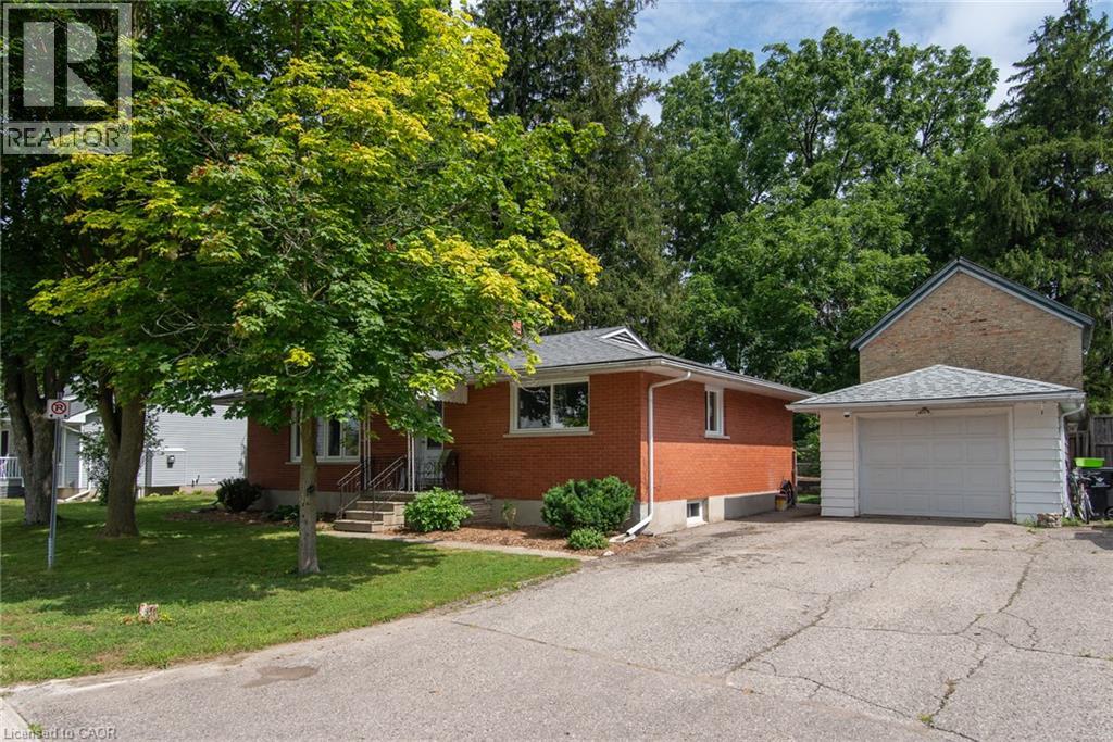 MLS® listing #30133573 for sale located at 13 LEWIS Street
