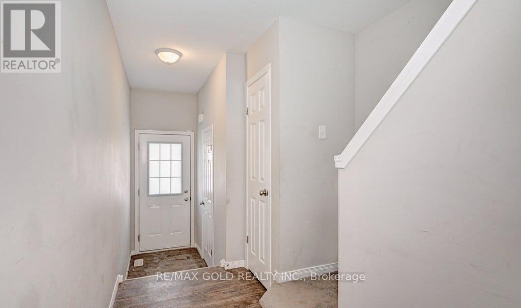 MLS® listing #30134045 for sale located at 35 - 50 PINNACLE DRIVE