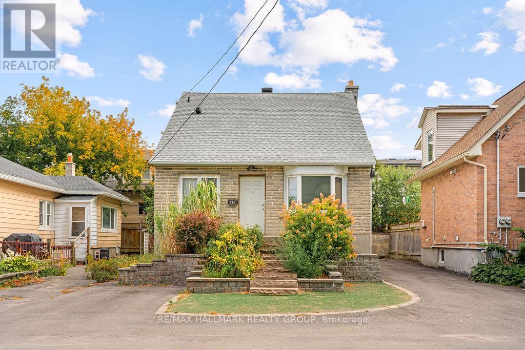 MLS® listing #30134303 for sale located at 2 - 359 DOMINION AVENUE