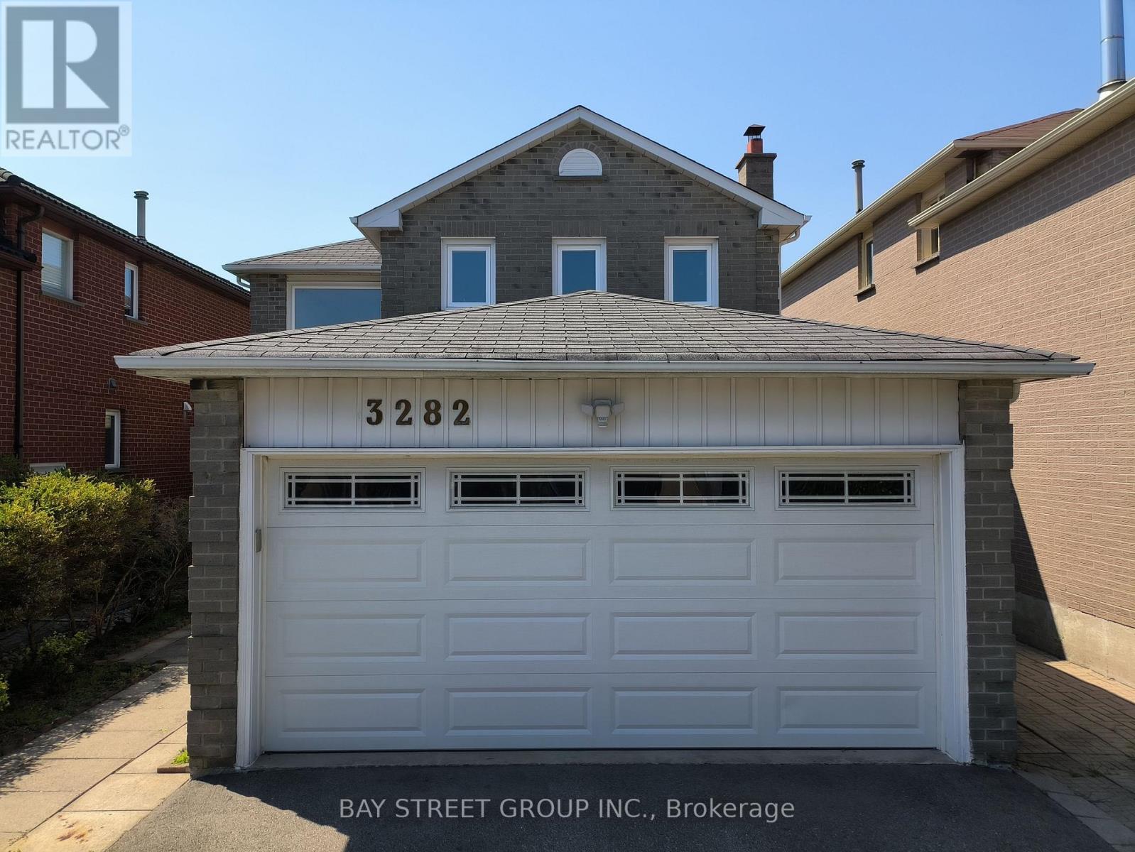 MLS® listing #30134402 for sale located at 3282 DRAGON DRIVE