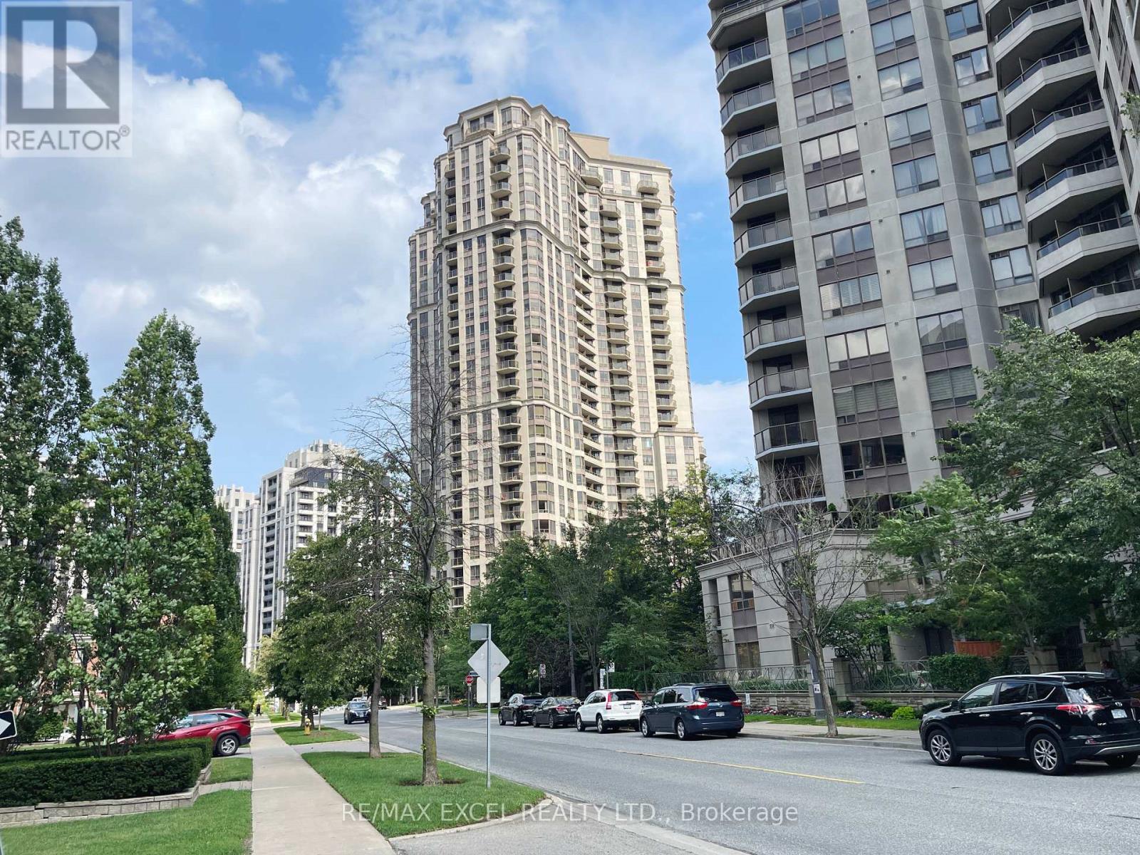 MLS® listing #30134473 for sale located at 1404 - 78 HARRISON GARDEN BOULEVARD